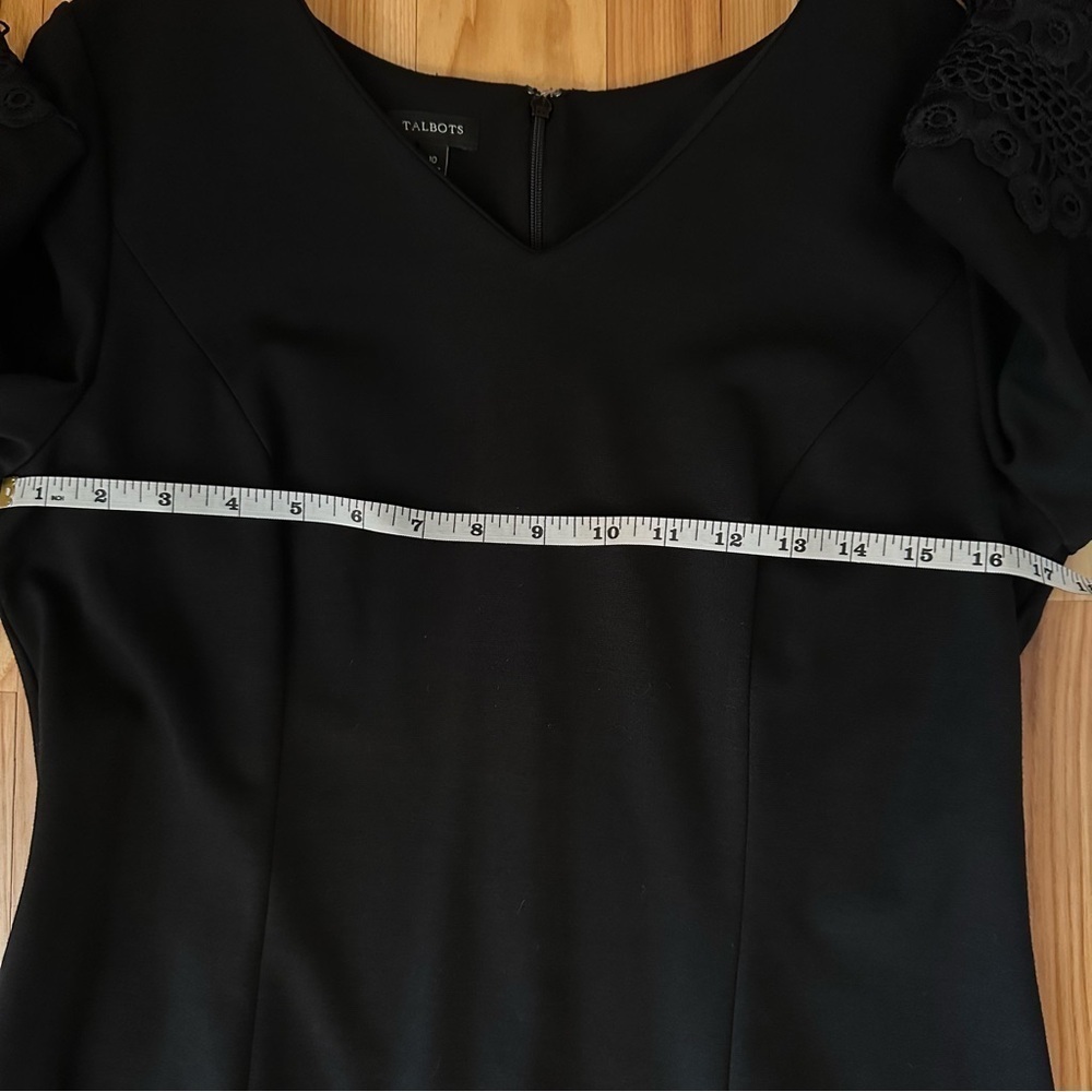 Talbots 10 Sheath Dress Black Ponte Fabric Crochet Bell Sleeve Cocktail Formal - Picture 11 of 12
